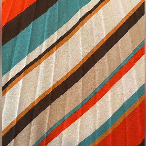 NWT ONS Line Style Pleated BOHO Striped Maxi Skirt. Size 18 - Picture 7 of 7